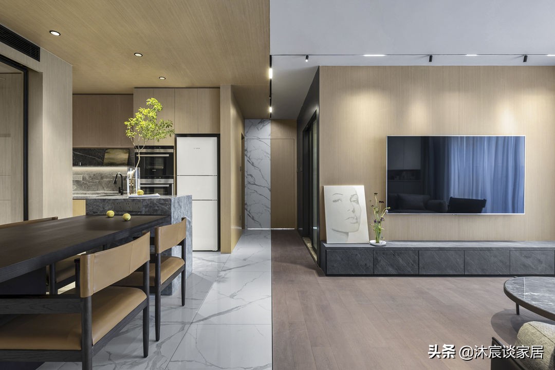 深圳姑娘晒出婚前过渡期住房，121㎡一室一厅，网友：羡慕哭了