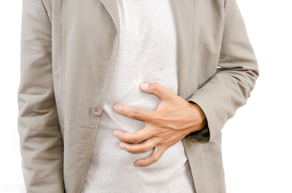 胃疼一来就无心工作，这5个方法可以帮助你缓解疼痛