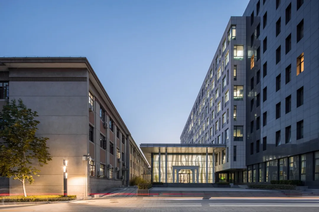 医疗建筑在城市中发挥什么作用？听清华建筑设计院副院长刘玉龙论