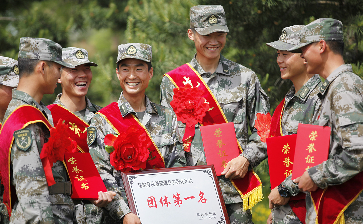 2021年新《兵役法》已通过，大学学龄不计入军龄，该何去何从？