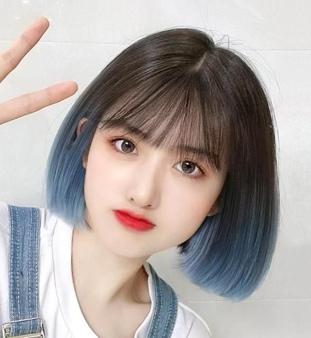 2021年试试这4款流行短发,好看又时髦