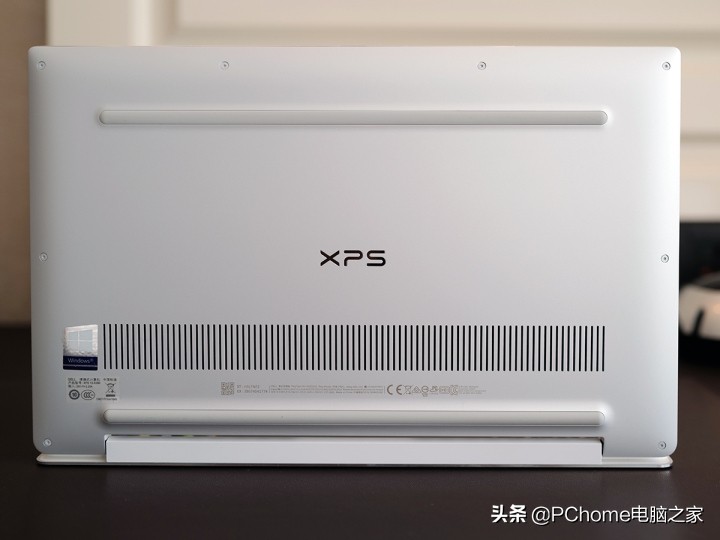 体验戴尔新XPS13：这才是真轻薄移动办公