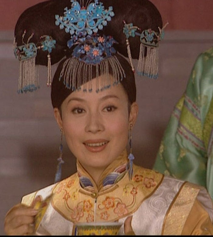 哲哲皇后(清朝建立的第一任皇后一一哲哲,稳居中宫之位,生前竟没有