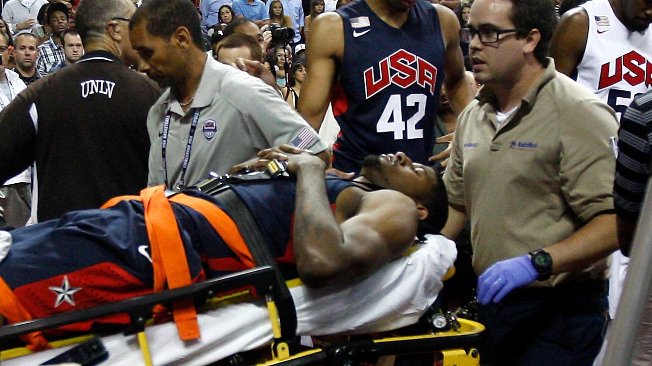 保罗乔治腿骨折