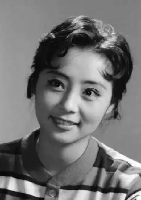 80年代著名演员庞敏：银幕上的“女特务”，生活中的贤惠妻子