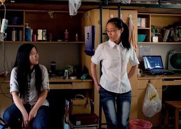 宿舍八个人十二个微信群，大学生住校水太深，还有比这更狠的