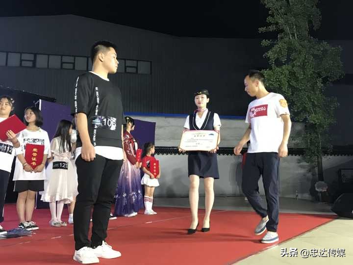 第二季中国校园星歌王达州总决赛落幕 达州凤凰职校选手获冠亚军