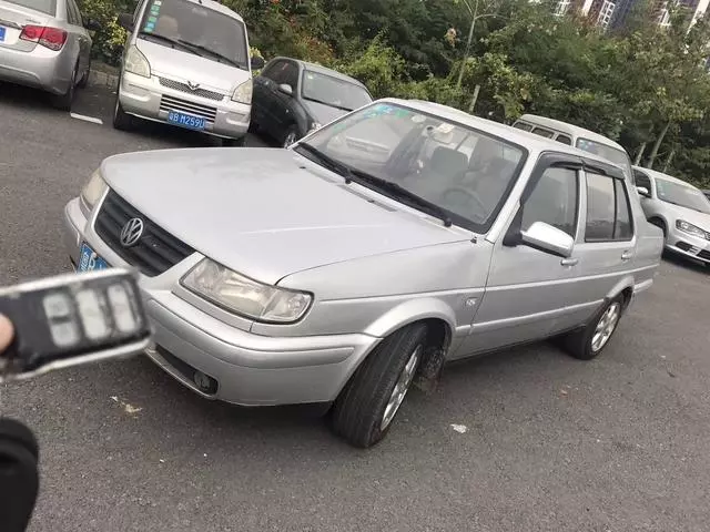 开不坏的二手捷达,价格只要几千块,还有那么多豪华配置