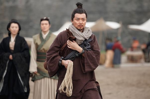 《琅琊榜》中，有哪些人第一次看见梅长苏的时候，就认出了是林殊