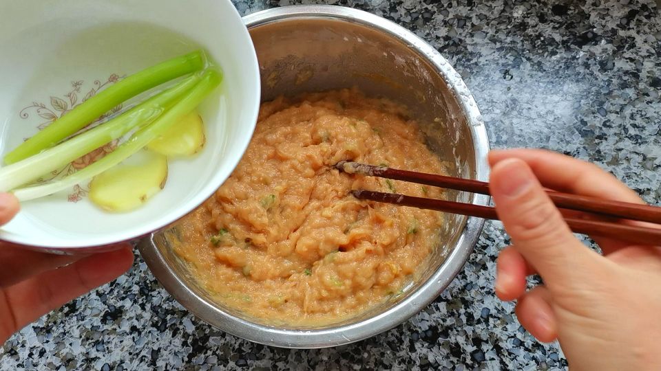 豆腐泡的做法大全家常做法（豆腐泡和肉丸子的好吃做法）