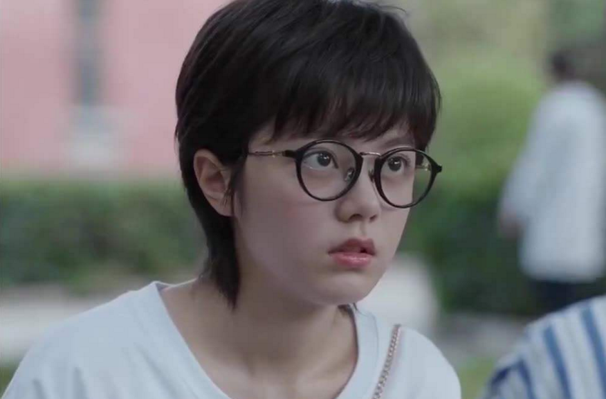 高考524分的赵今麦，课堂笔记宛如“印刷”，难怪她这样优秀