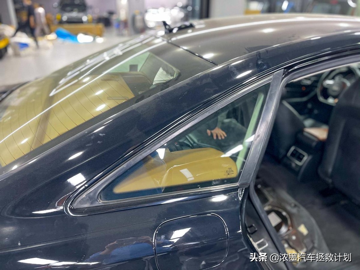 「志在千里」自用奥迪A6武装RS6内饰，带你领略溢出屏幕的震撼感