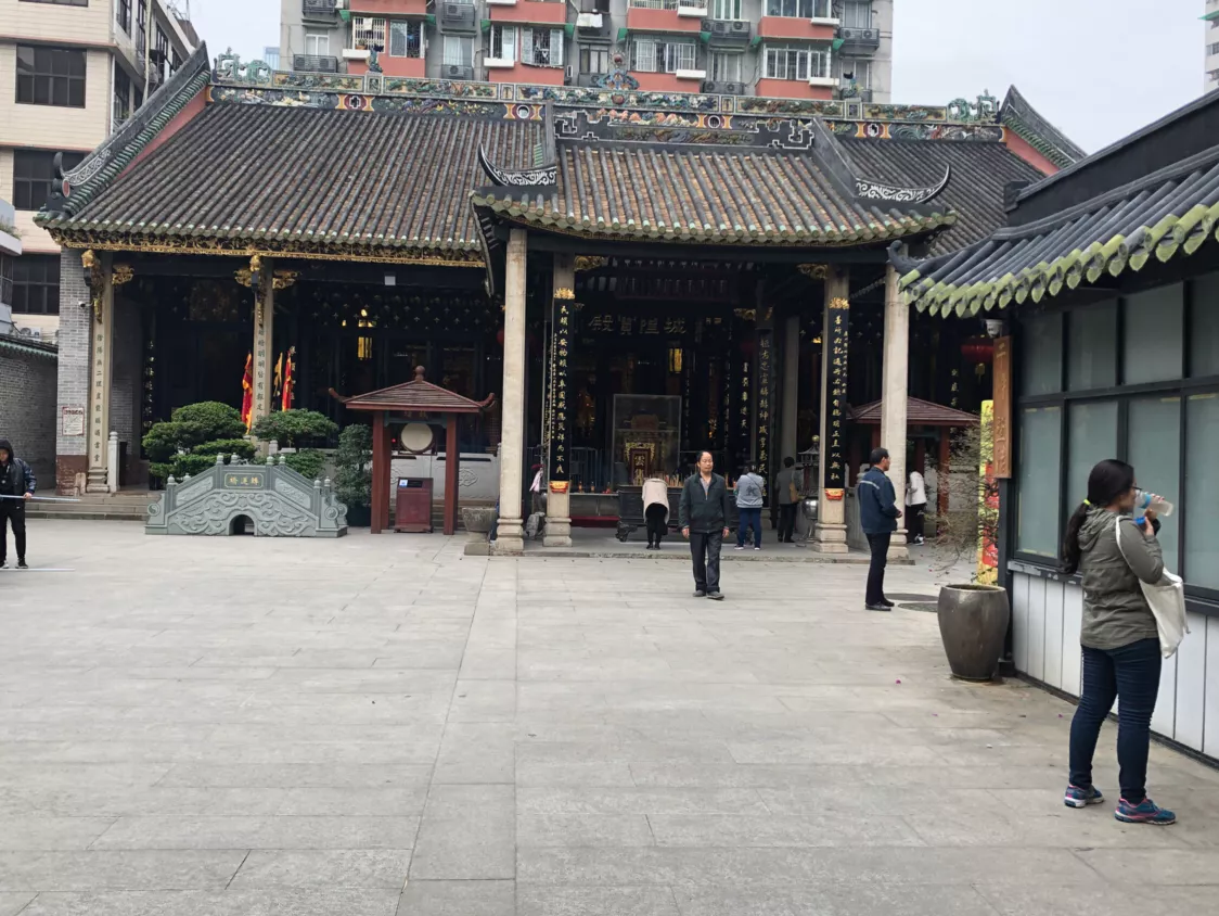 清代“羊城八景”之一的广州城隍庙