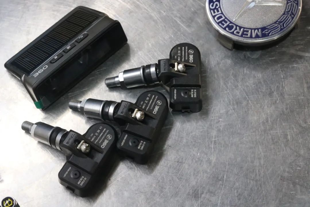 怪兽修车：翻新一辆15年奔驰GLK260，最终满血复活变新车