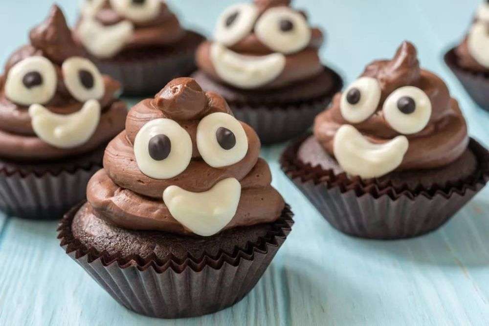 捐粪一次300元，每天拉粑粑即年入79200元，难度堪比高考