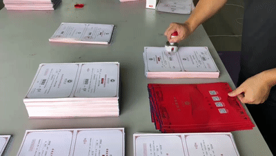 恭喜你被录取了！武汉纺织大学2020录取通知书发出，注意查收