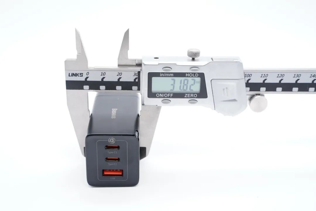 全新设计，突破体积极限，拆解国产控制器65W氮化镓快充