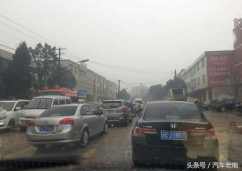 没答应男朋友开我家丰田霸道回家过年，男朋友要跟我分手