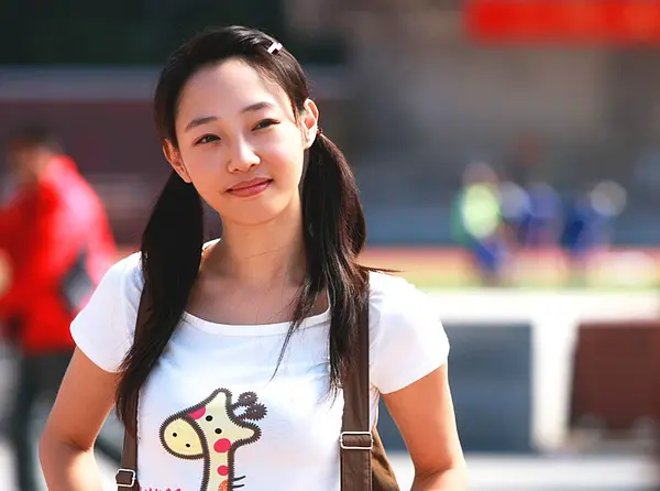 被小看的“前京圈太子妃”白百何，背后5个男人1个女人都不简单