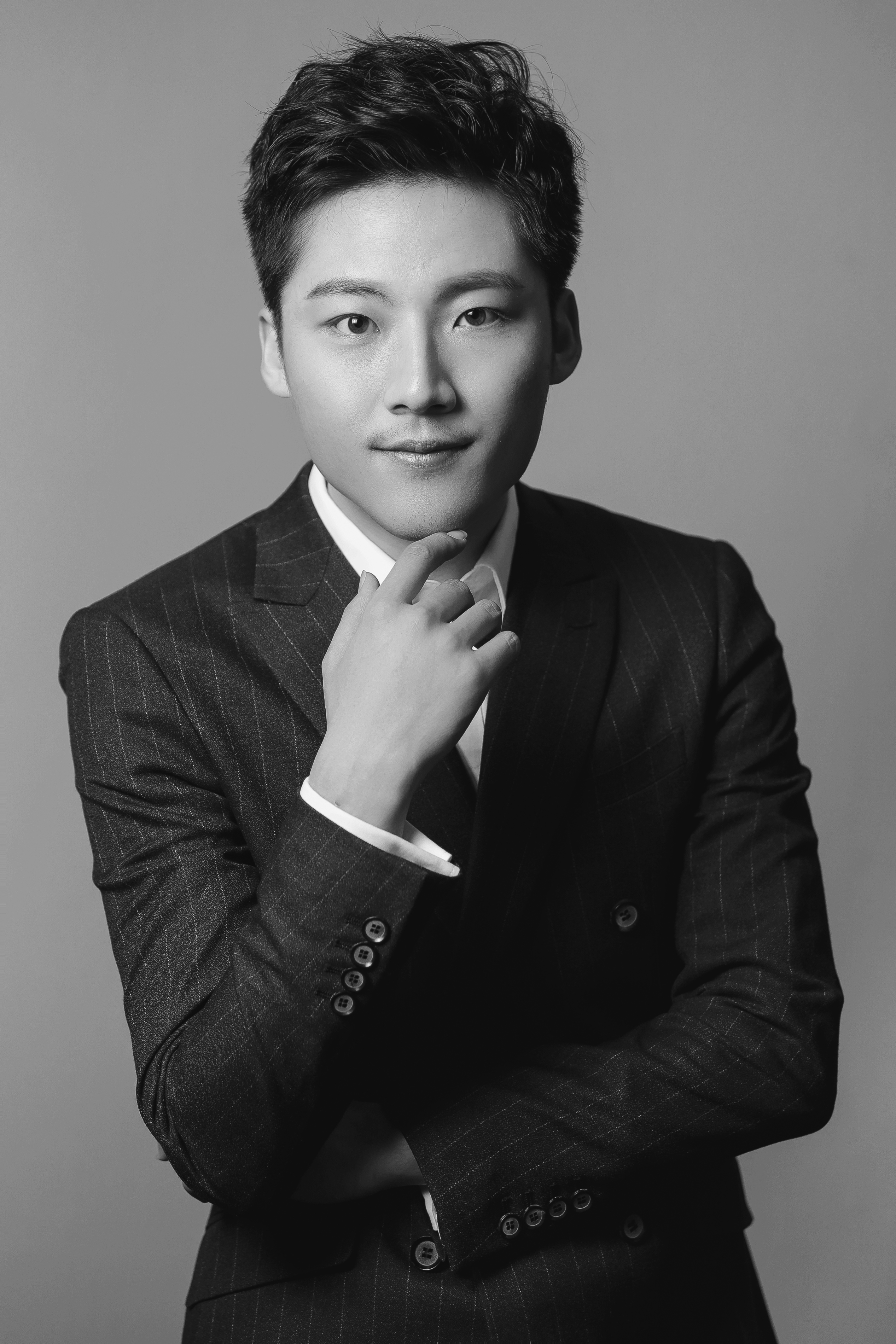 众多知名主持人联袂登台，“诗城之光大型跨年诗会”倾情巨献！