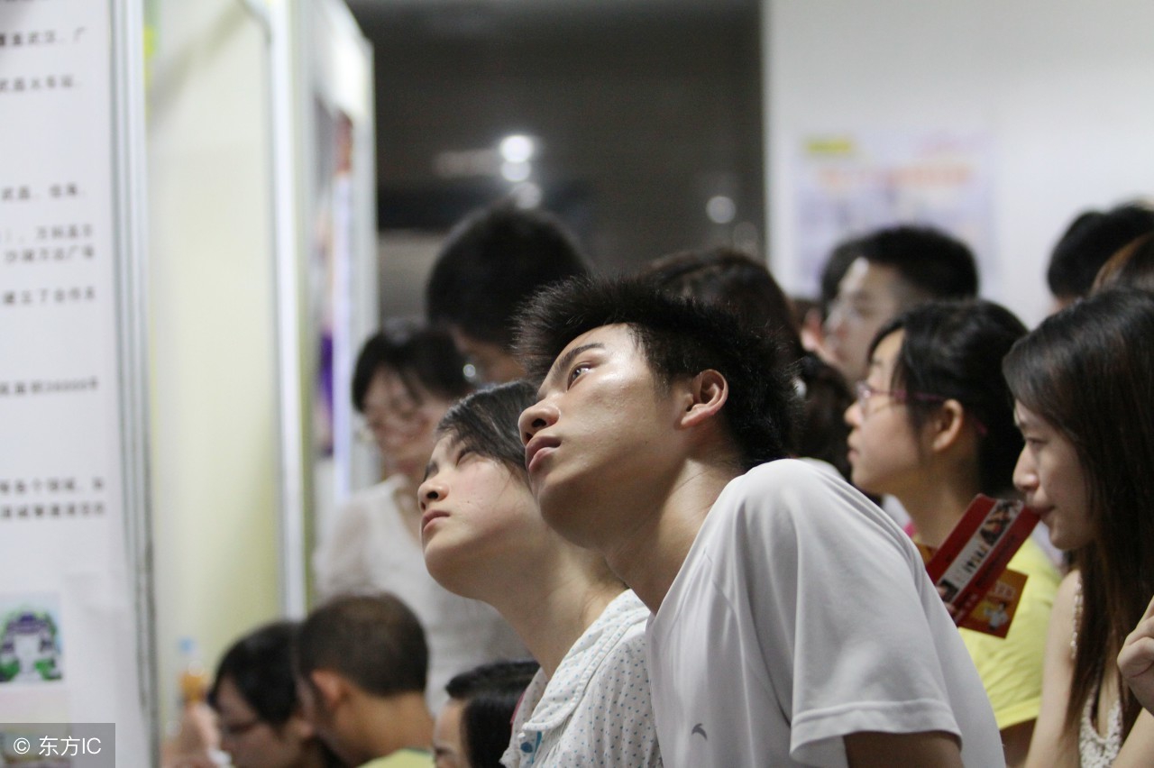 2018中国人民大学在职研究生哪些专业招生？