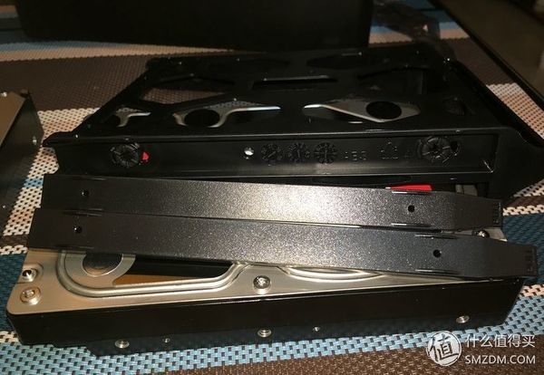 群晖 SkyNAS & DS218+ 帮你玩转小企业云办公