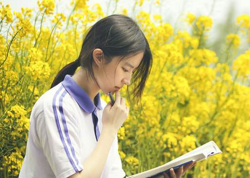 太美腻！这些高校校花哪个是你的理想型？