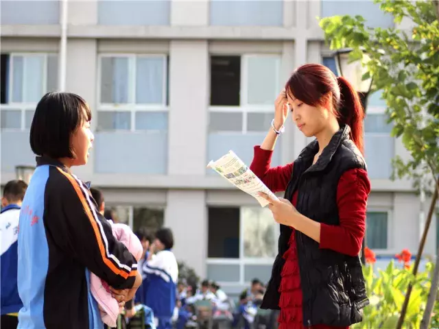 用三行情书留住四川名校的春天，25所学校，你为谁的春光心醉？