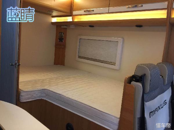 百万元房车首次亮相岛城 青岛公交房车旅游股份有限公司正式成立