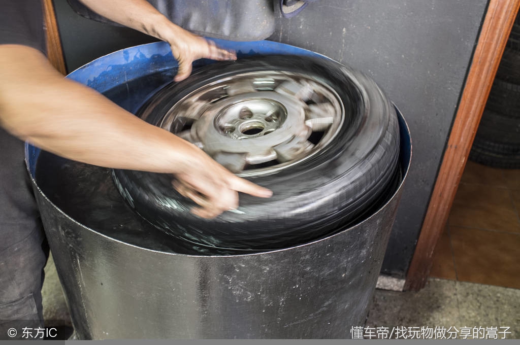 轮胎气嘴帽丢失致频繁漏气？速查原因并及时更换