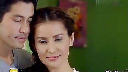 泰国电视剧喜欢在中国的外景拍摄，Chakrit的《我的黑手党的丈夫》在香港拍摄。