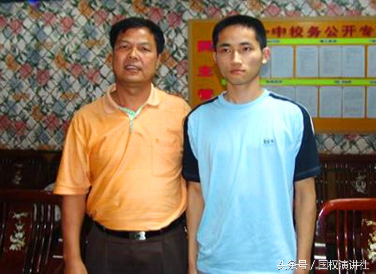 2006年900分上清华的高考故事，复读一年提高207分他是怎么做到的