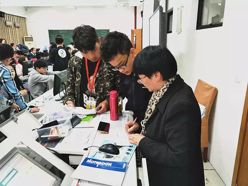 我在学校当CEO 这门商战课朋友圈在刷屏了