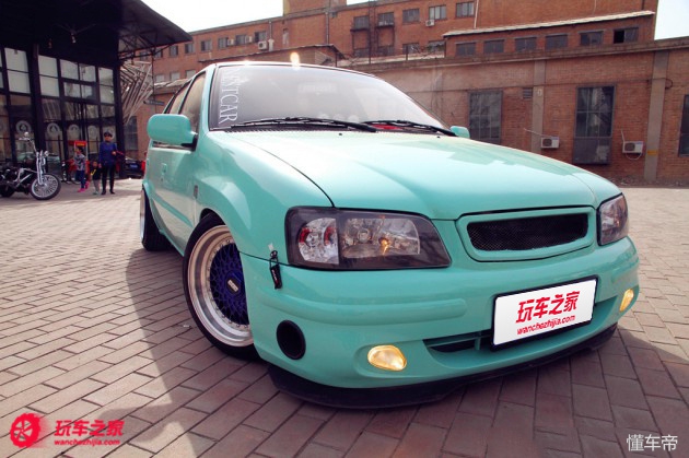 夏利改装低趴 Hella Flush