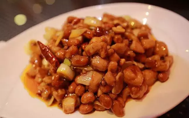 多少长春人的美食记忆，都在这27家十年老店里！有你的记忆吗？