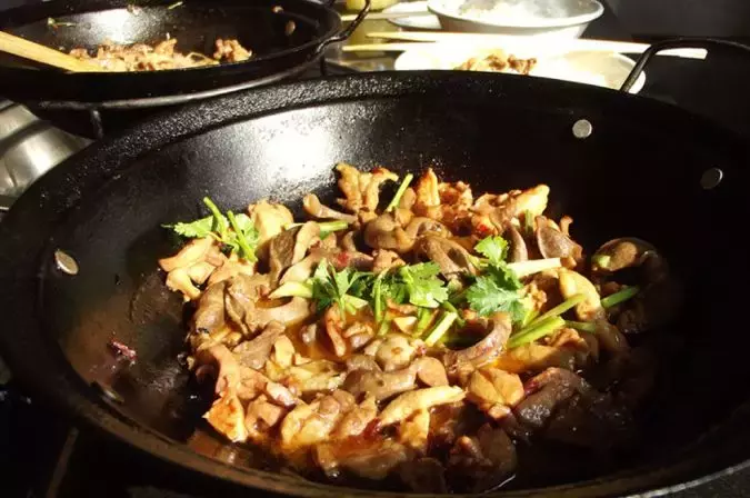 多少长春人的美食记忆，都在这27家十年老店里！有你的记忆吗？