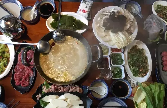 多少长春人的美食记忆，都在这27家十年老店里！有你的记忆吗？