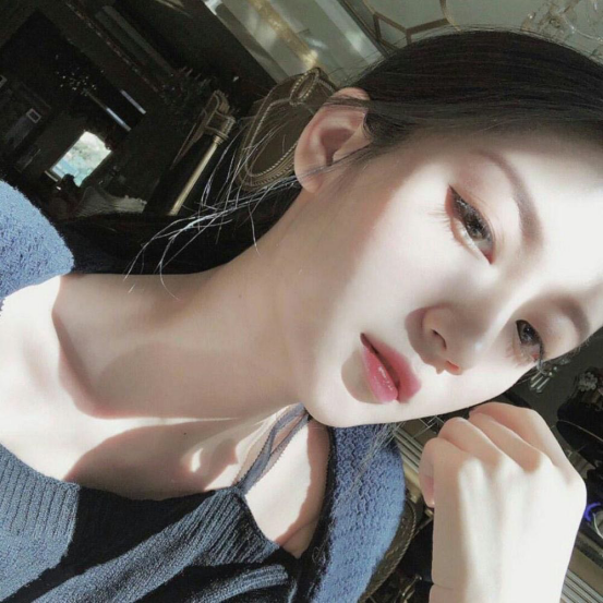 致自己霸气洒脱的句子：不强求，不挽留，不将就