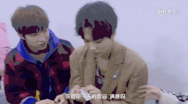 女孩不怕嫁不出，就怕比你年轻的男孩还比你骚！