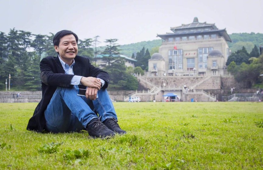 小爱同学变身女主播！主持武汉大学校园广播