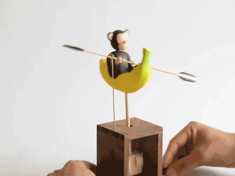 来自日本艺术家的创意玩具，木头自动装置