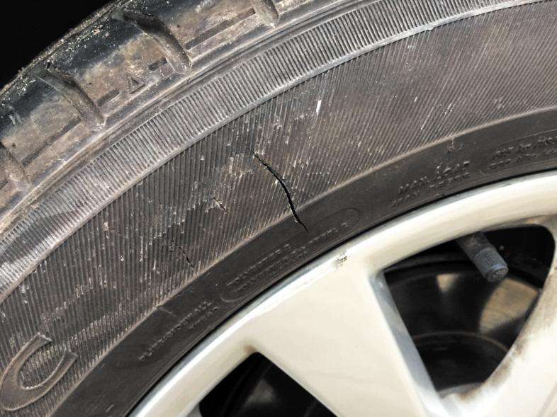 高速公路上的开车技巧基本在这里了，跑高速时一定要谨记！