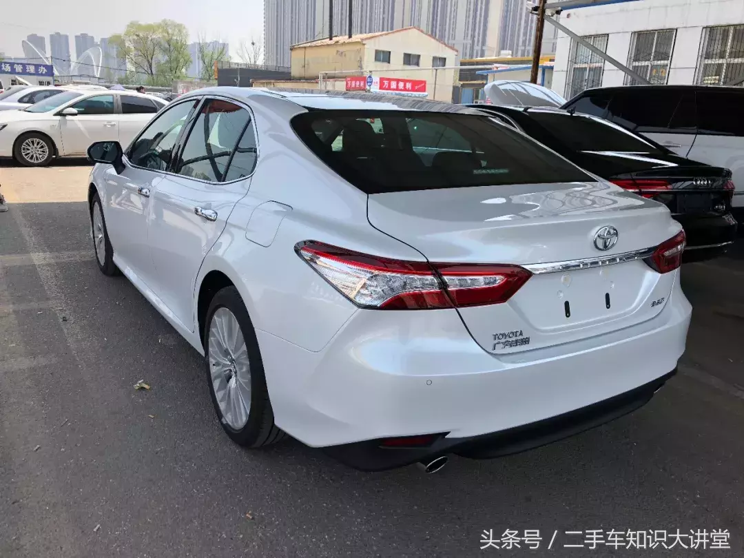 当年60万落地的大众R36，为何车商报价只给8万？