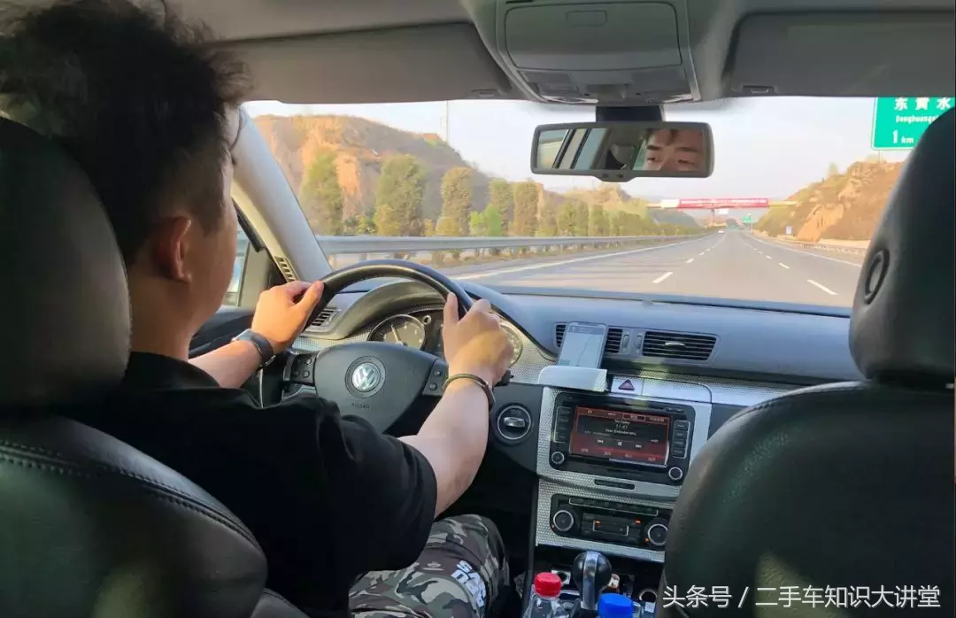 当年60万落地的大众R36，为何车商报价只给8万？