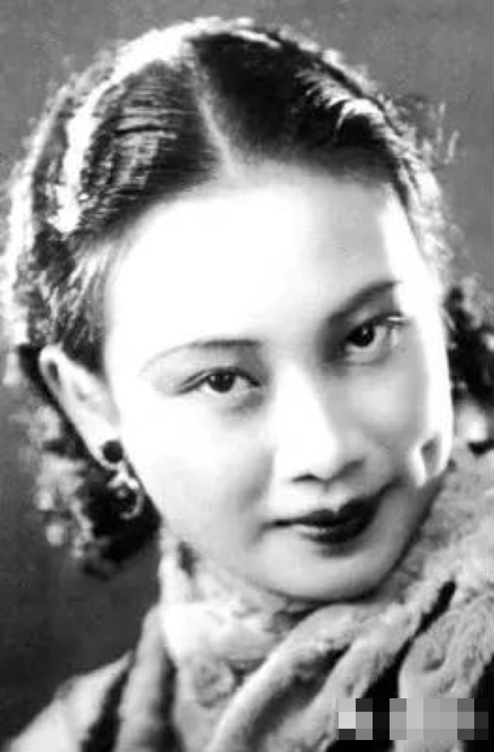 中国电影史上十大绝色女星 胡蝶周璇王丹凤林青霞杨丽坤夏梦