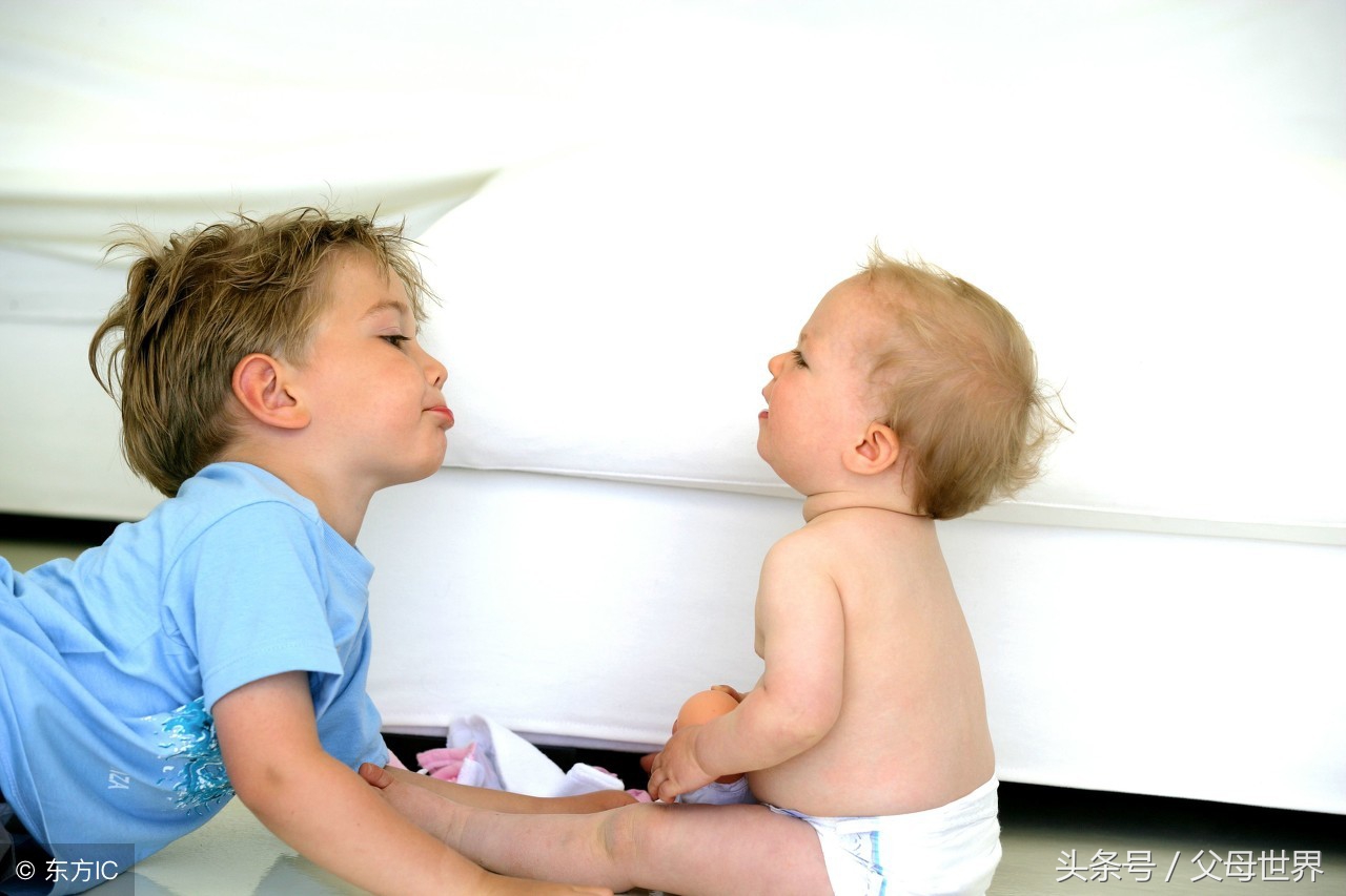 宝宝多大可以脱离纸尿裤？这7点妈妈要知道，用错了宝宝更受罪