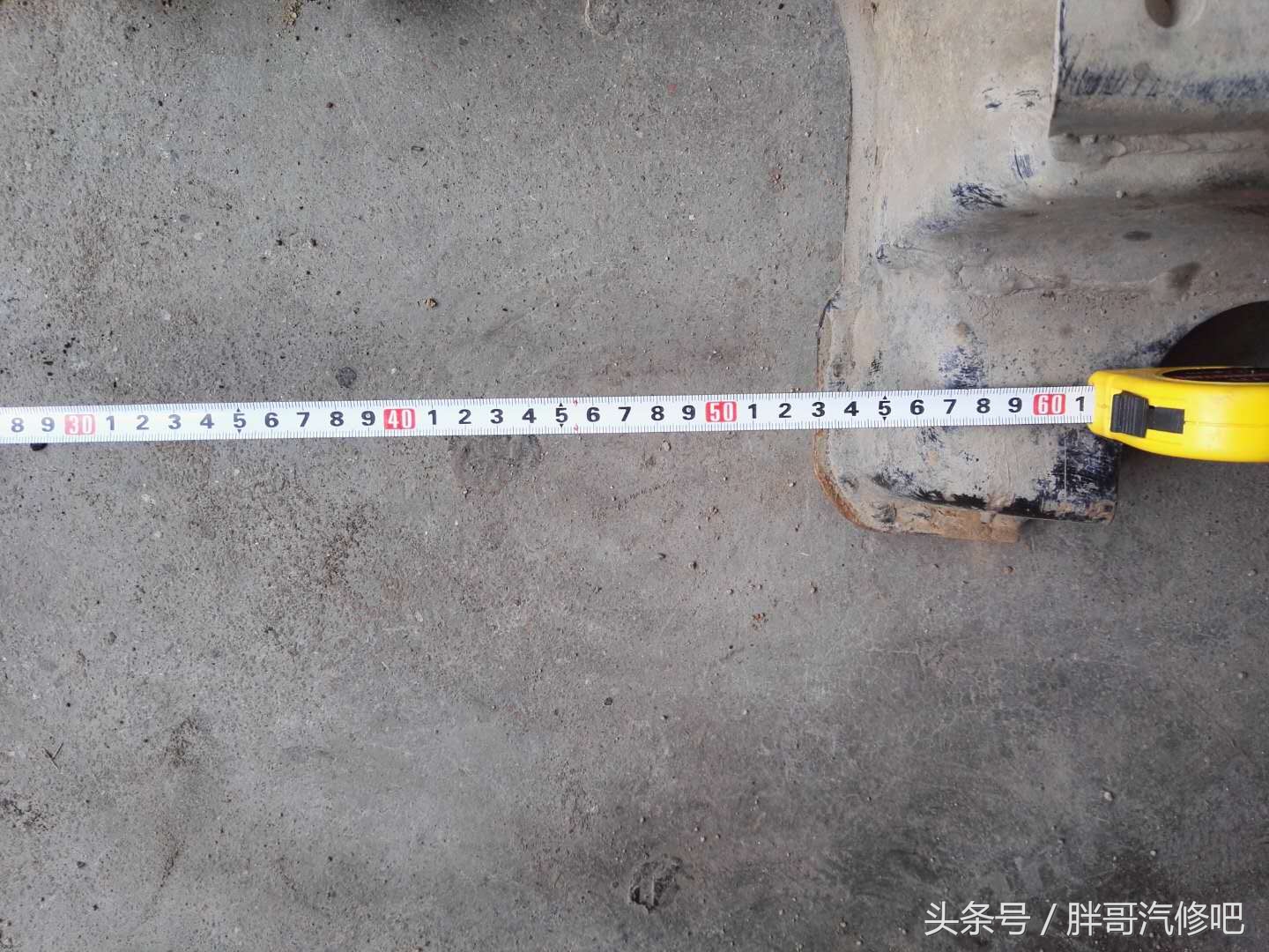 别克老凯越更换元宝梁，四轮定位都无法定位准确