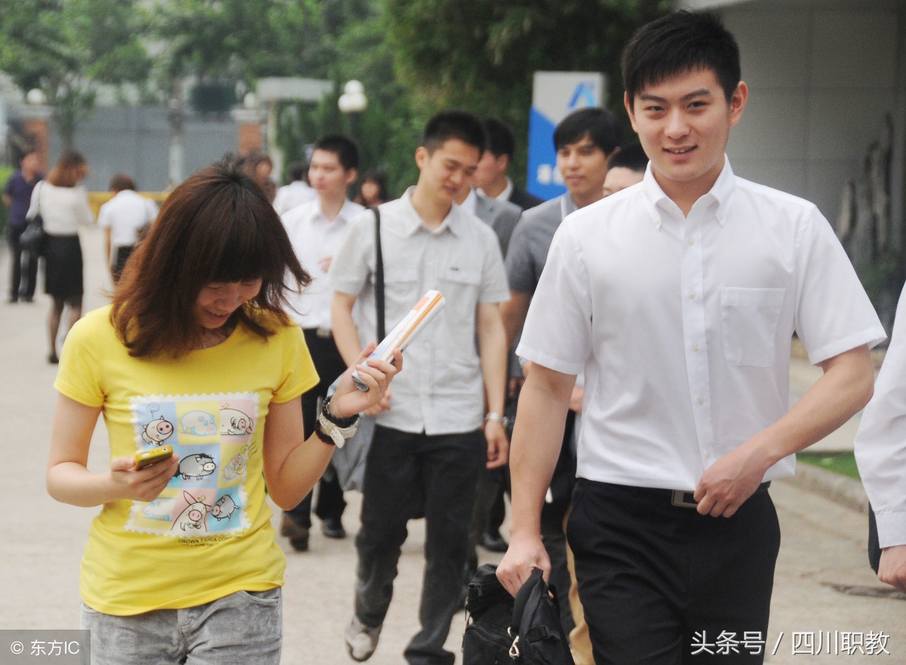 四川省轻工业学校（四川仅3所高校入围这份全国榜单100强）