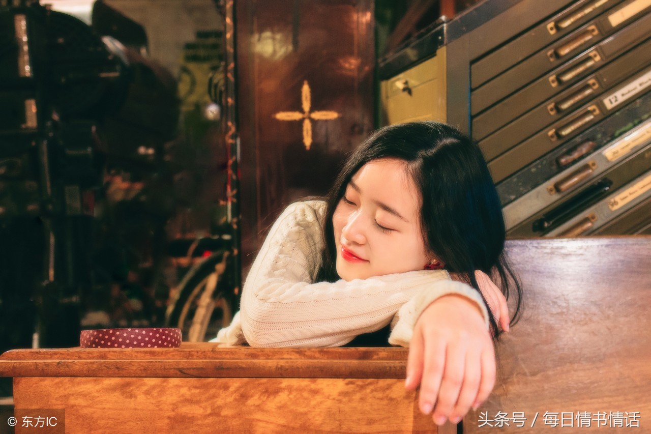 情书情话，古风言爱情，这些一两句的小短句，你中意哪一句呢？