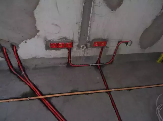 搞装修的老舅：掌握这份水电改造宝典，专业水电工也要敬你三分